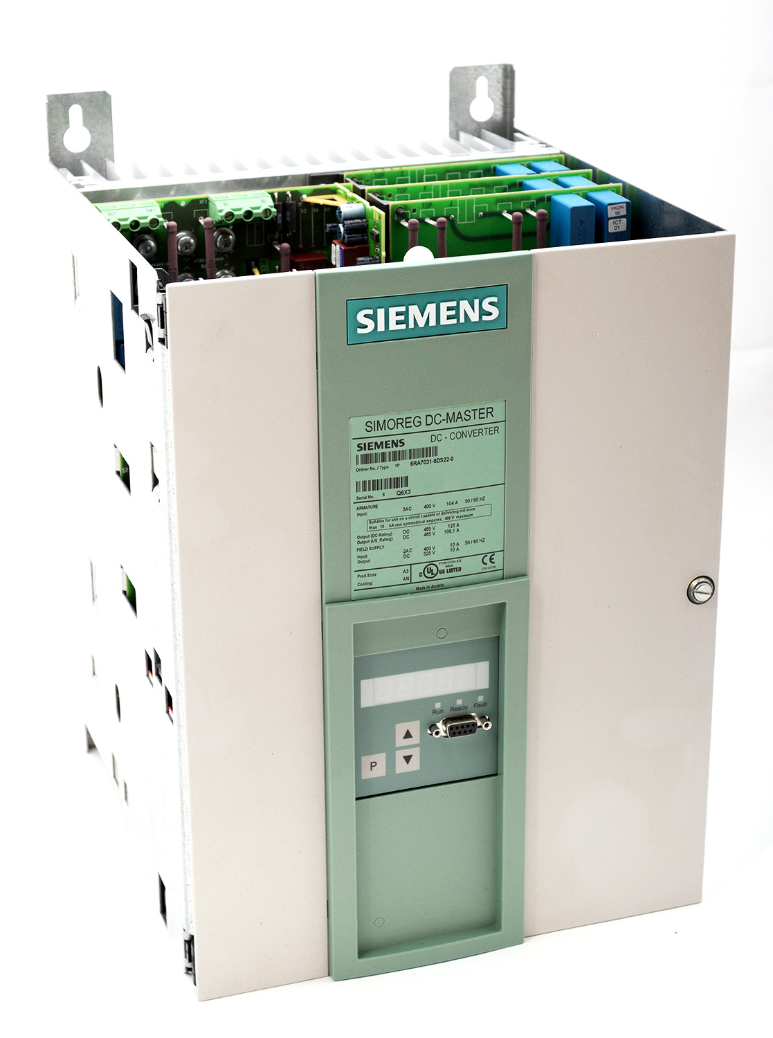 Siemens 6RA7031-6DS22-0 SIMOREG DC MASTER тиристорный преобразователь постоянного тока для управления мощными двигателями. Вход 3x400V/104A, выход 485V/125A (61 кВт).